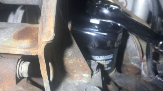 エンジンオイルの交換時期とオイル交換に使う道具と交換方法 Mamecoroエンジン